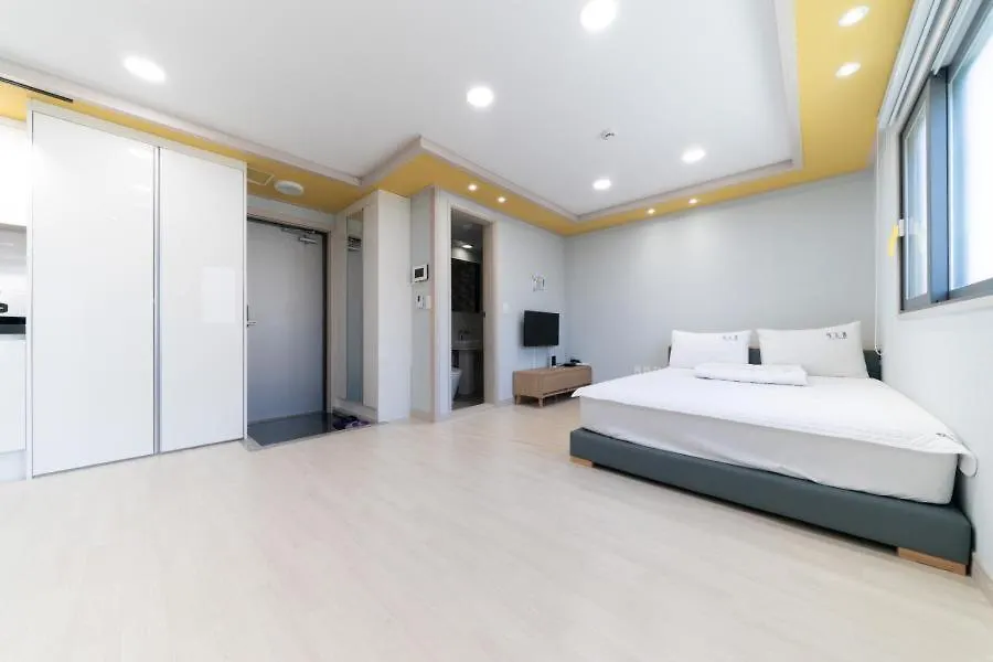 Busan Haeoream Pension 0*,